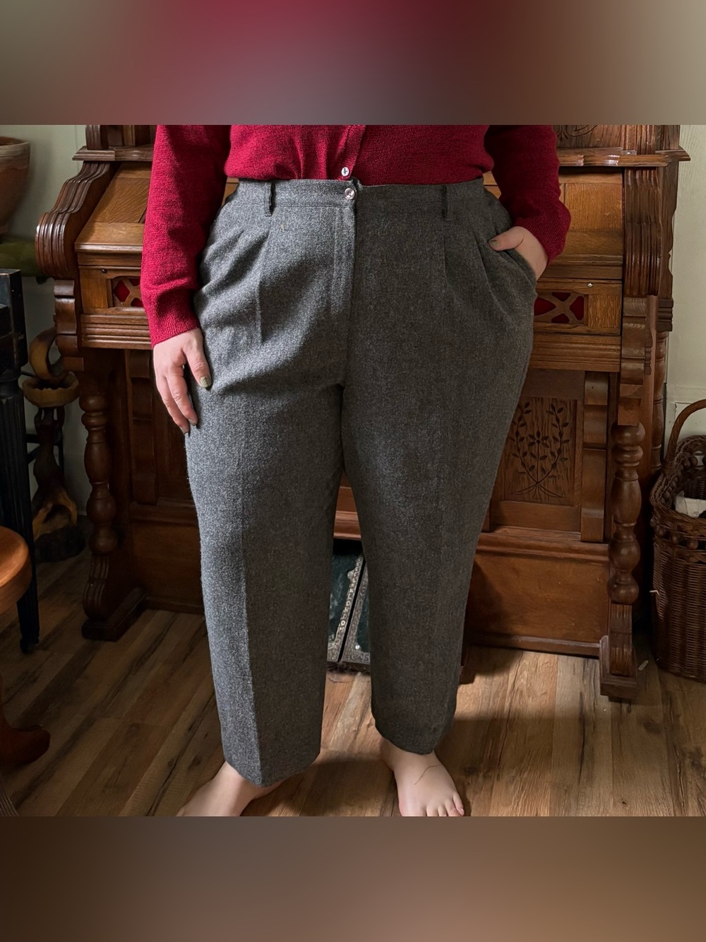 Gorgeous Wool Blend Vintage Retro 80s Tailored Cropped Pleated Trousers Pants